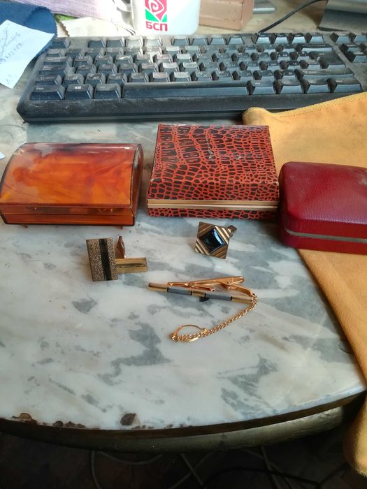 мъжки ръкавели - много стари