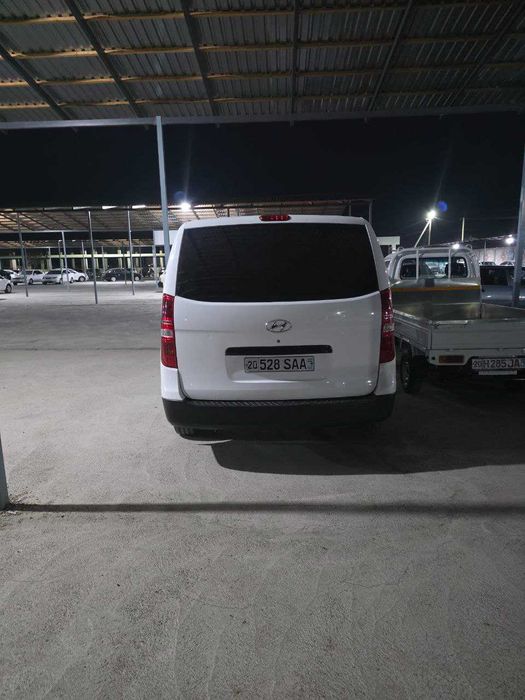 Hyunday starex  2008 yil  293000 km