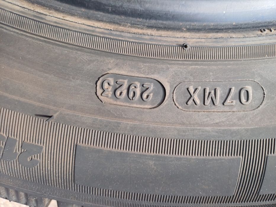 Гуми 215/65/16С Мишелин