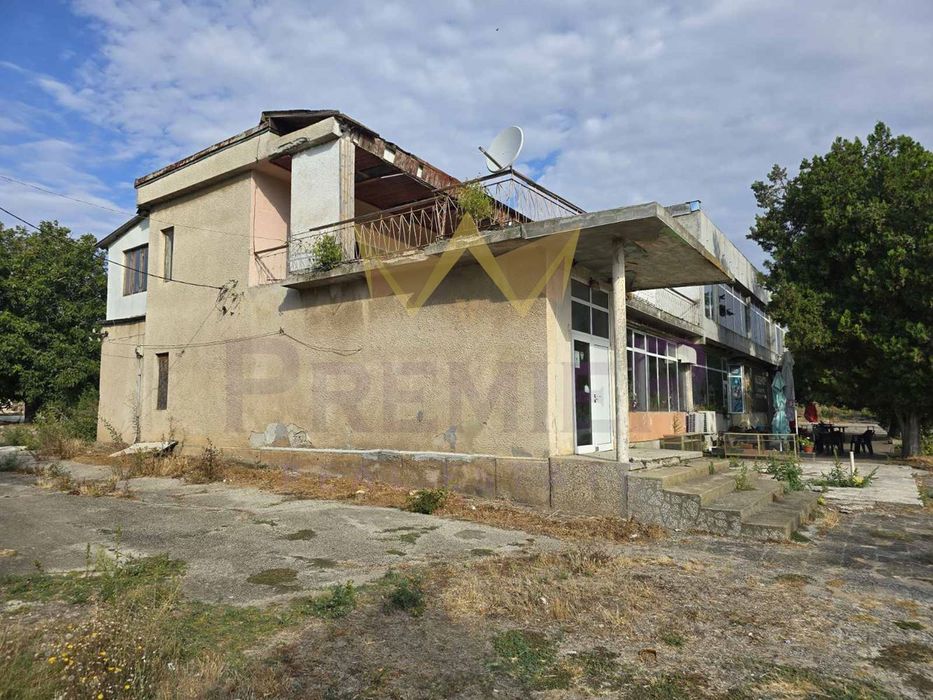 Продава се Магазин в с. Дуранкулак, Област Добрич - 214 кв.м за 491 €/кв.м - Снимка #1