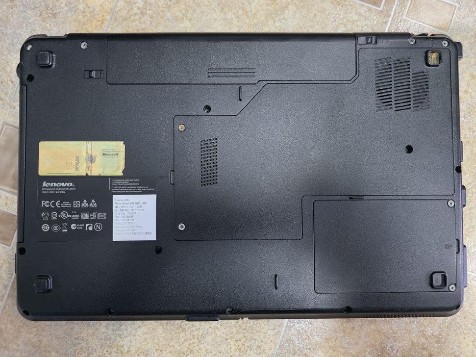 Лаптоп Lenovo G550
