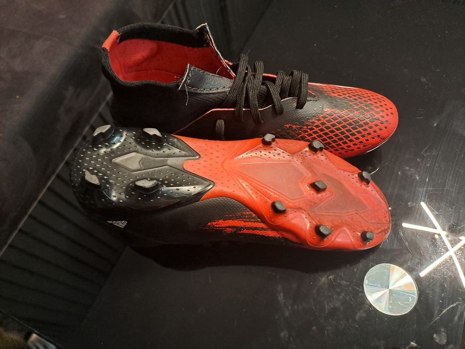 Adidas Футболни обувки