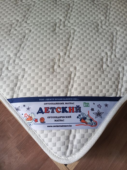 Продам кровать 90х200