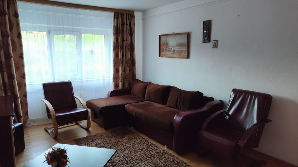 (Rezervat)Vând apartament în Cernavodă