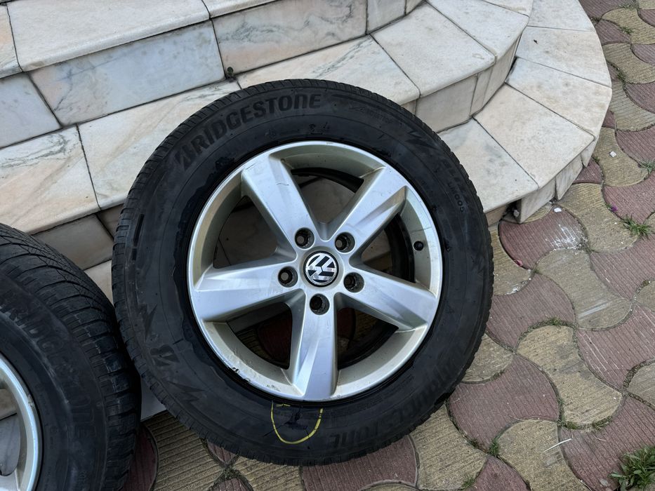 Roti SUV cu anvelope iarna 235/65/17