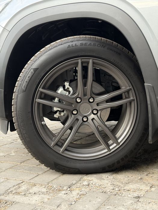 Tracker 2 Premier Maslo