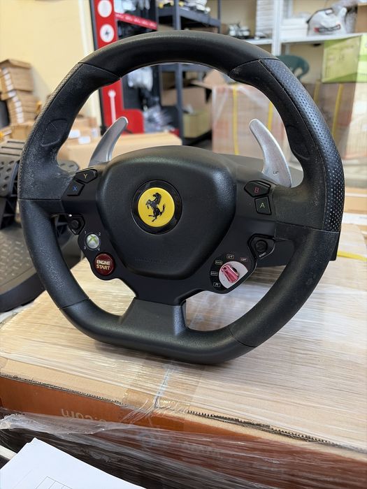 Thrustmaster Ferrari 458 RW Xbox 360 / PC