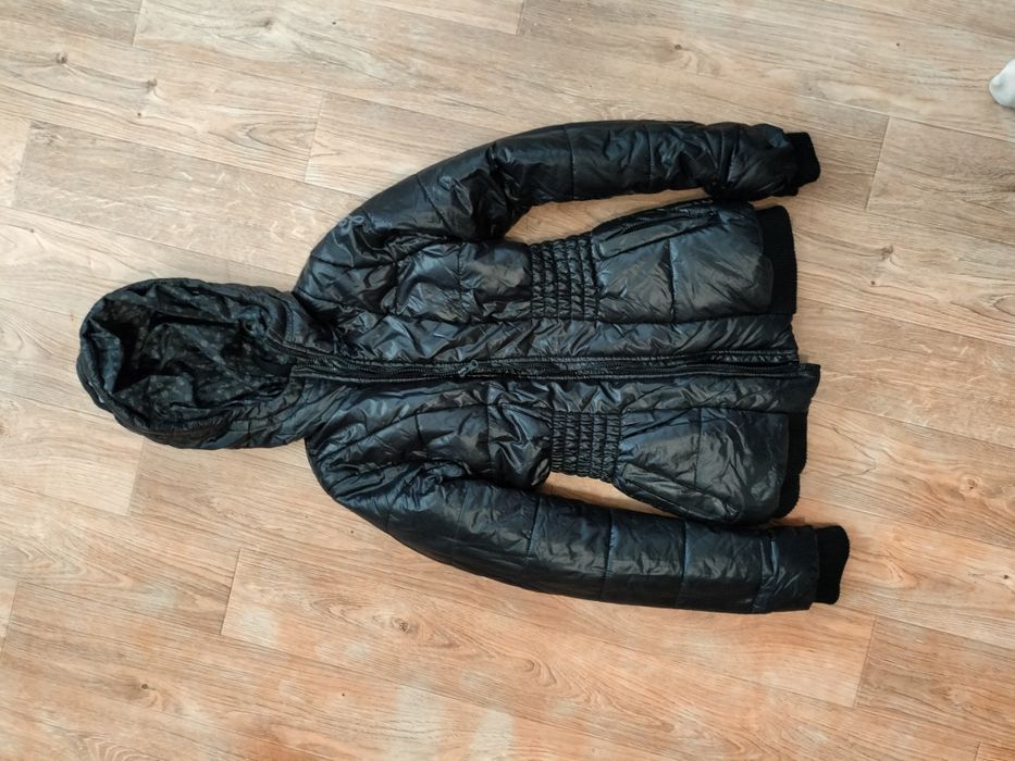 Куртки женские разные