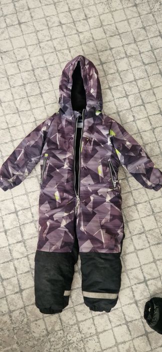 Куртка и комбинезон