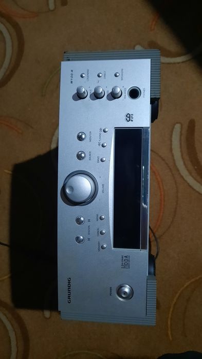 Усилвател с тунер GRUNDIG , RECIVER
