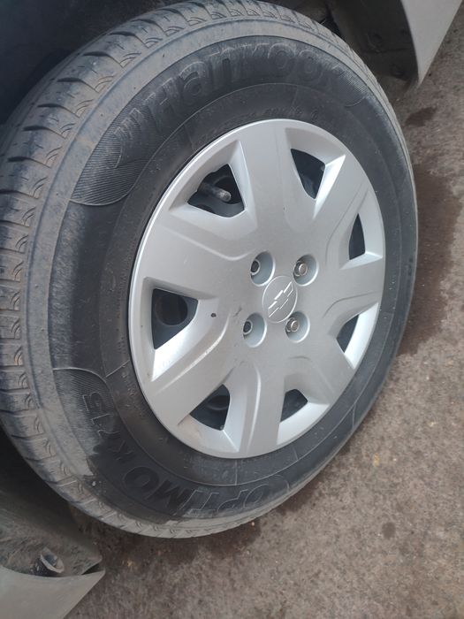 Шины с дисками комплект.