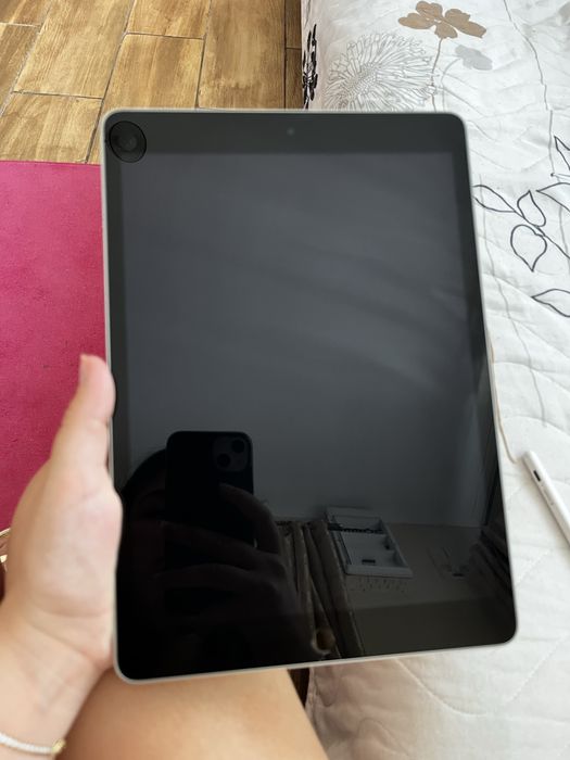 iPad 9th Gen 64GB Silver + Husă + Pen | Stare impecabilă | Foarte puțin folosit