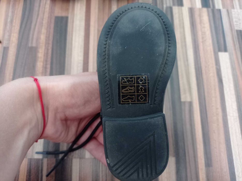 Papuci (pantofi, ghete si tenisi) baieti marimea 20 si 21