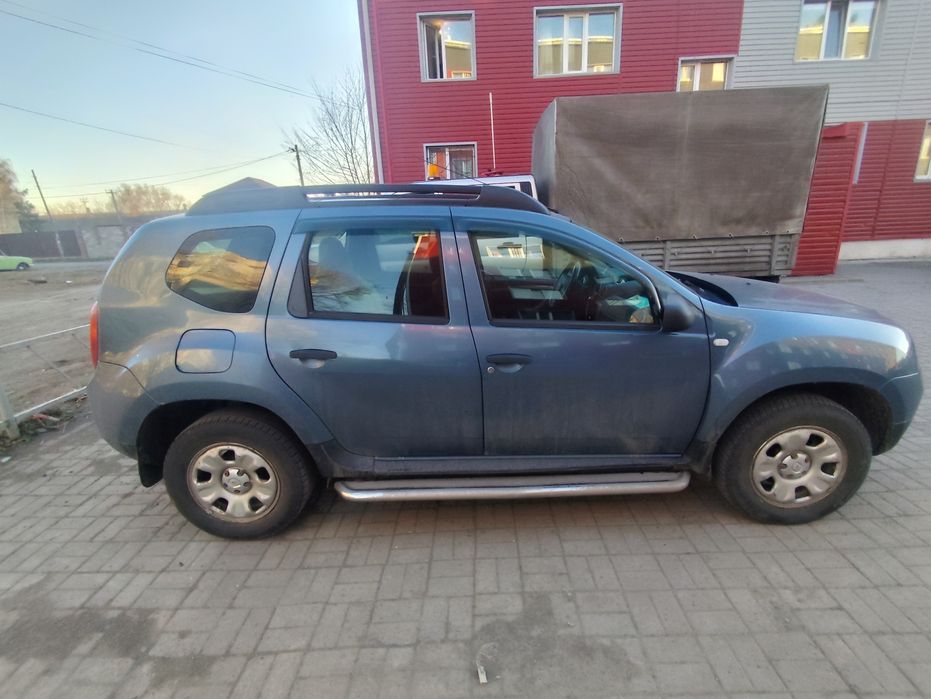 Продам рено дастер
