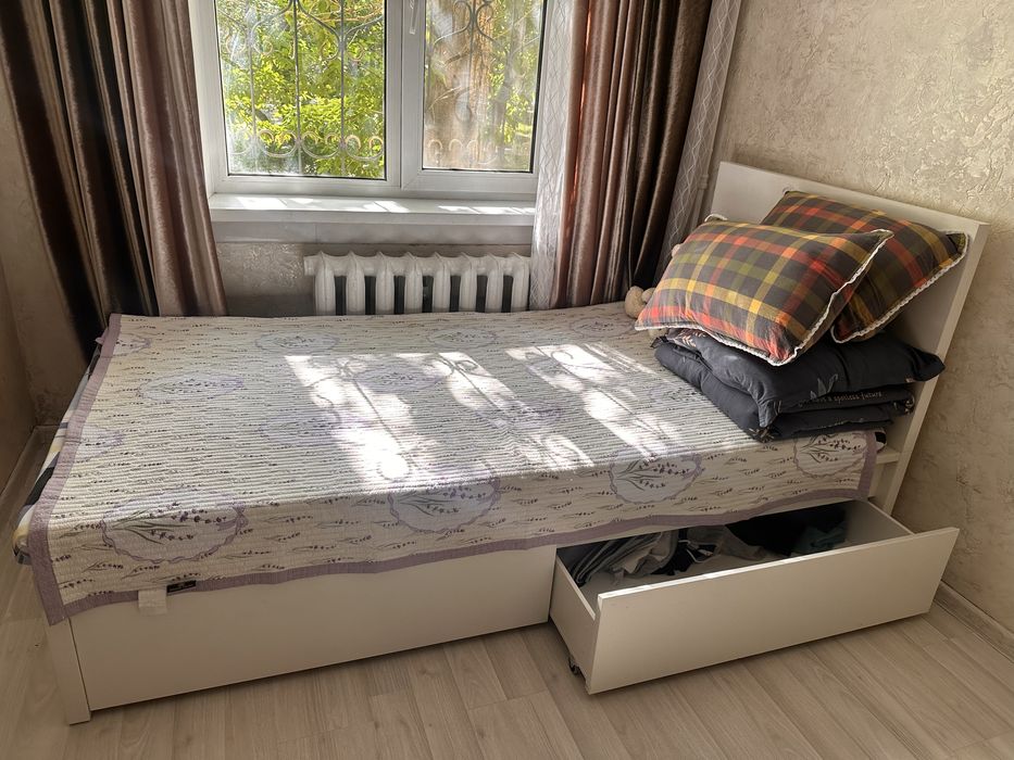 Кровать IKEA 100*200