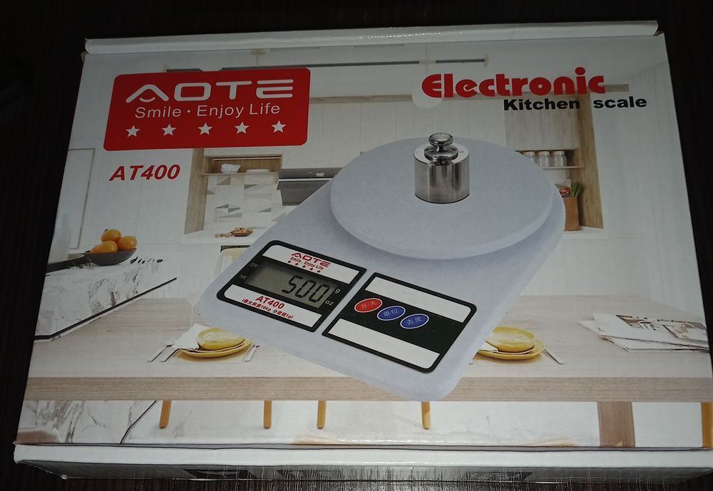 Весы. Весы кухонный. Кухонный весы. Весы для кухни. Весы для дома.