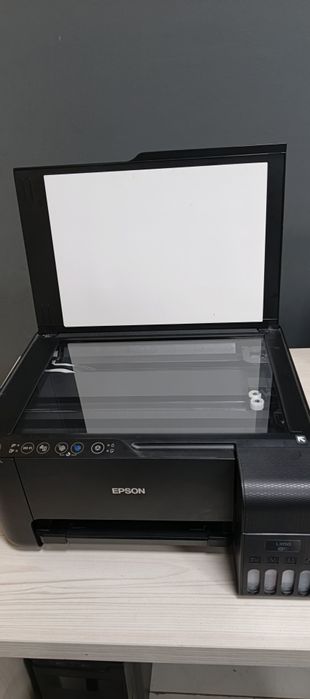 Epson L3150 rangli printer 3v1 Wi-Fi holati juda zo'r