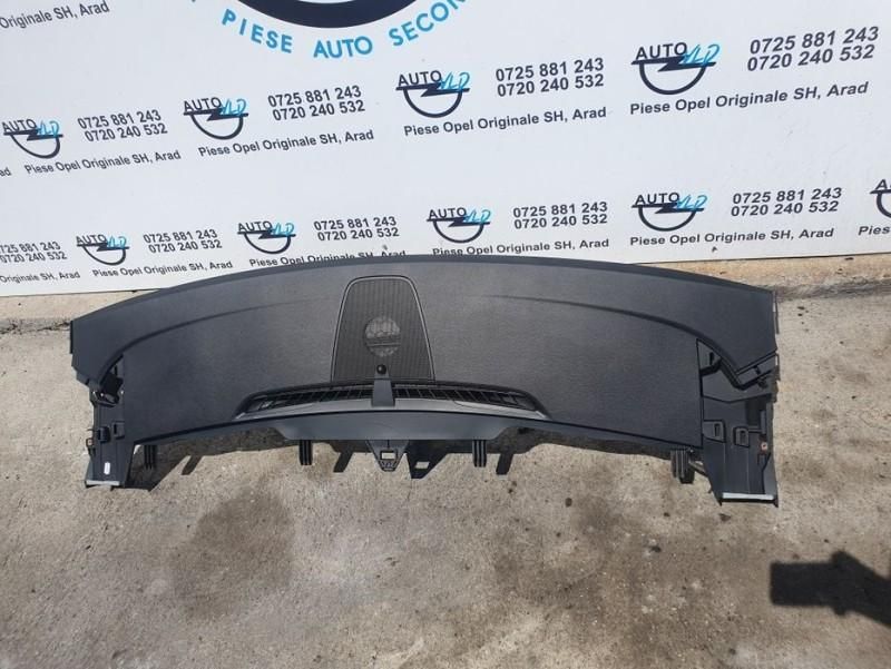 Plansa bord Opel Zafira C