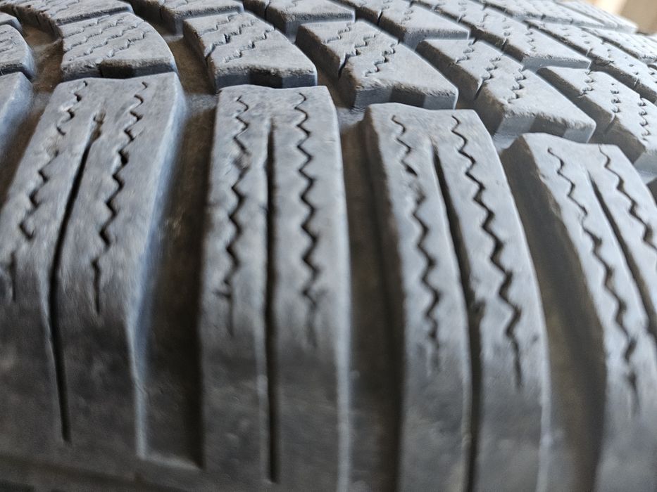 Зимни гуми Bridgestone Blizzak LM005 – 235/55 R20 XL (4 бр., DOT 2021)