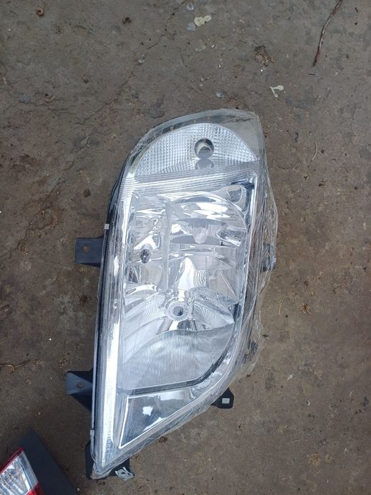 Фары на Мерседес спринтер