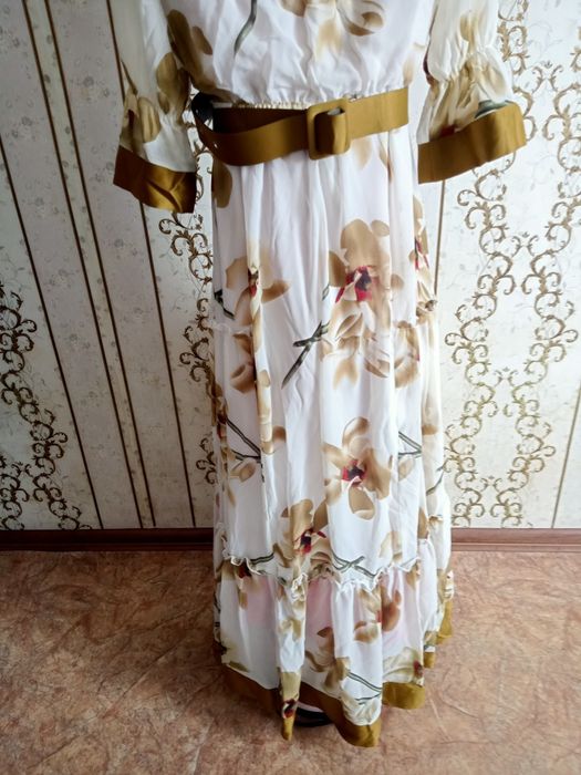 Платье за 10тыс  тг