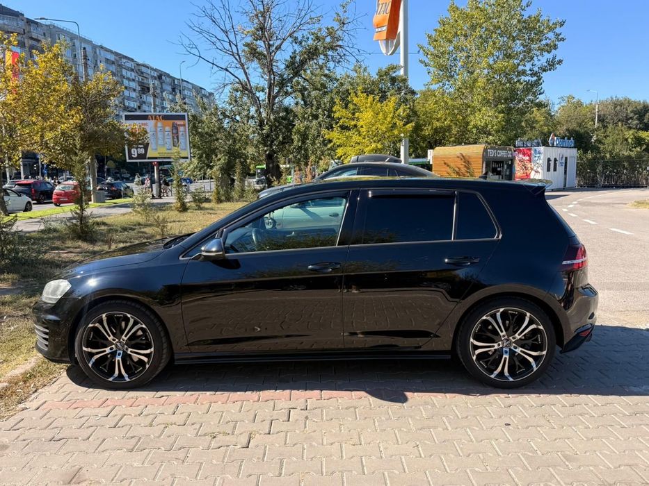 VOLKSWAGEN Golf 2014 — imagine 4