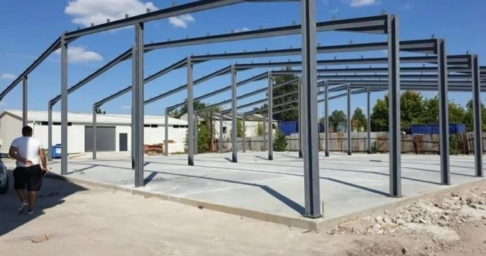 Vând hală metalică învelit cu pa panouri