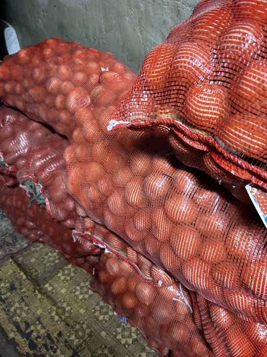 Продам картошку в мешках