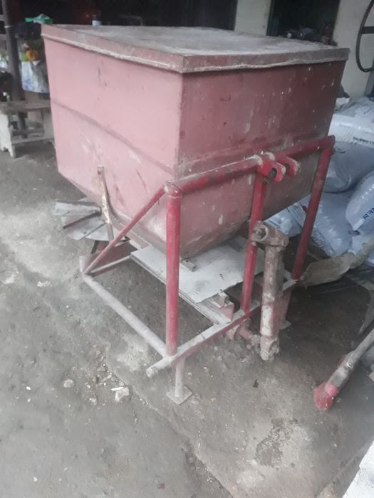 Mig azot ,de împrăștiat semine