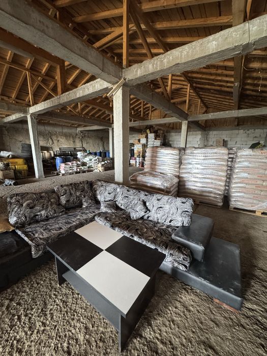 Vand mobila living