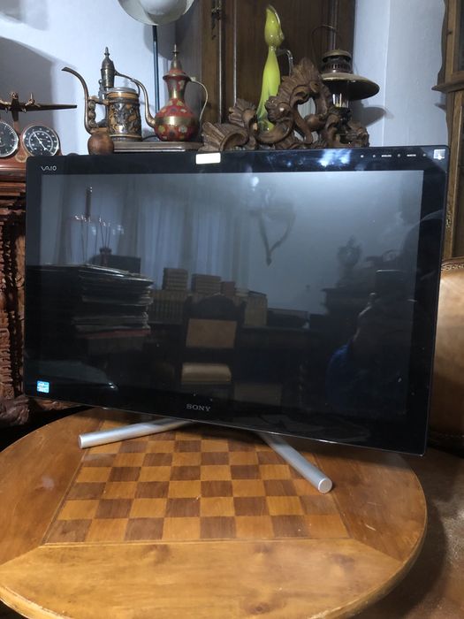 Unitate HP Workstation Vizrt Z840 + Monitor Sony Vaio