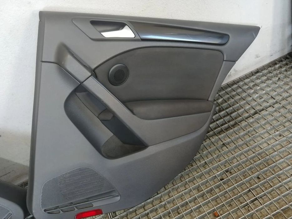 fata tapiterie usa dreapta spate vw golf 6   5k6867212   5k4868074