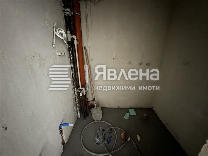 Голям и слънчев 2-ст апартамент с 60,80 кв.м. заст