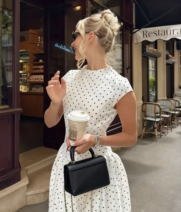 Продам платье новое