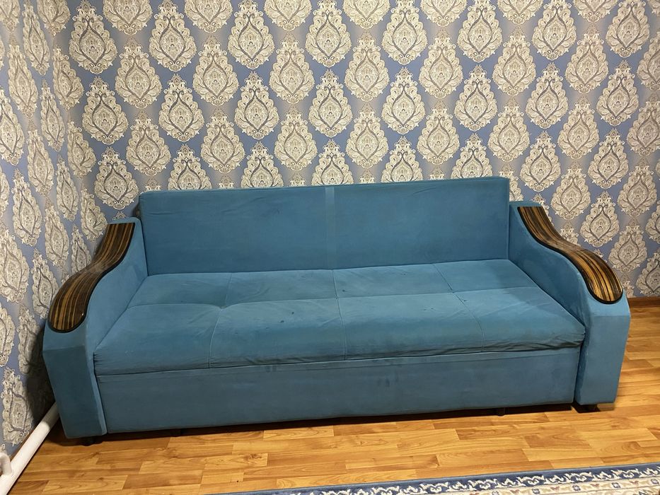 СРОЧНО продам диван