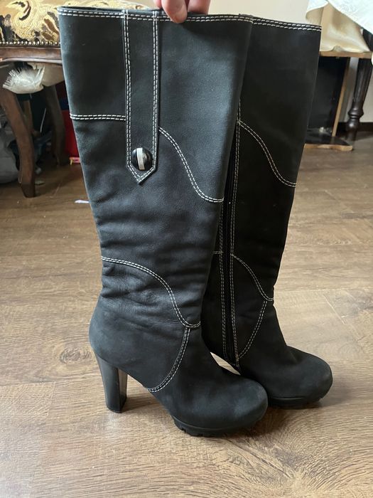 Дамски ботуши от велур