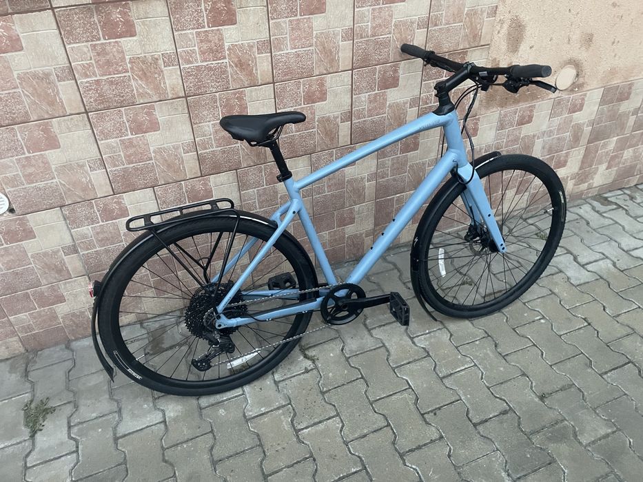 Bicicleta trekking city bike"Specialized"2025 1x12