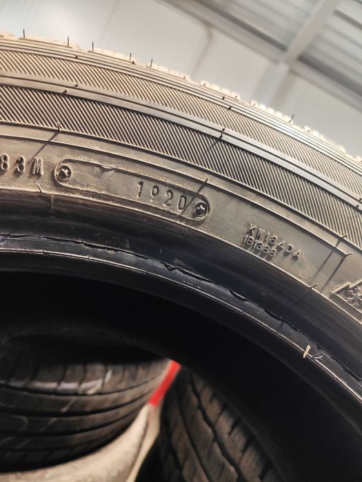 2бр.зимни гуми 205/65/16C Falken