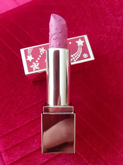 козметика на ESTEE LAUDER