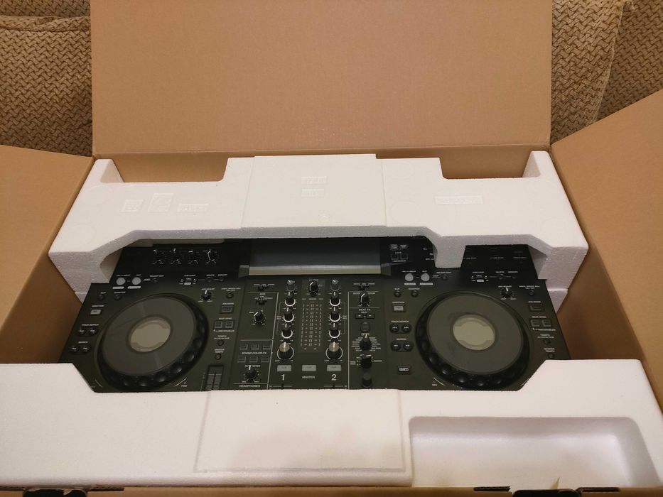 Consola Pioneer Xdj rx3 IMPECABILA in cutie