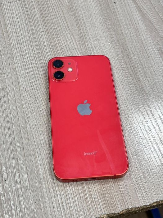 iPhone 12 mini red