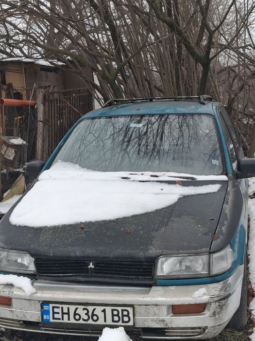 Мицубиши спейс рънър