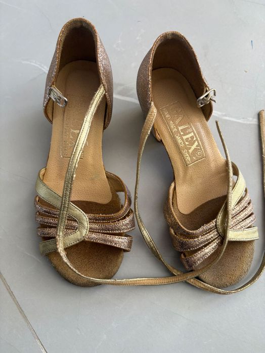 Туфли для танцев