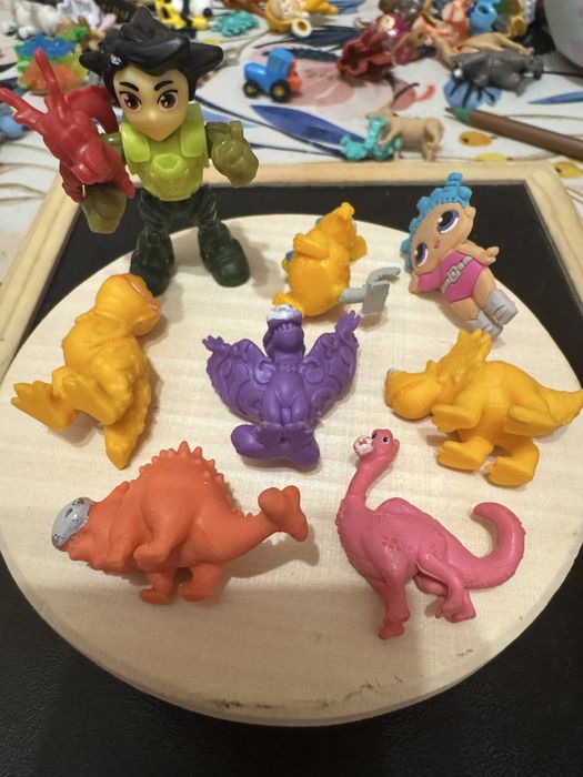 Киндер енотики динозавры акулята