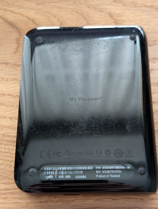 Преносим хард диск HDD western digital 750gb