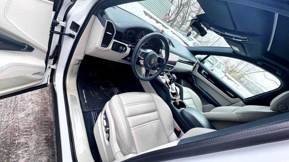 Porsche Cayenne E-Hybrid Coupe 2021