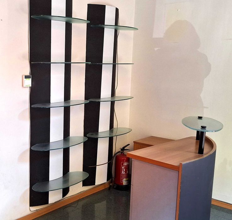 Продавам фризьорско оборудване-3800лв