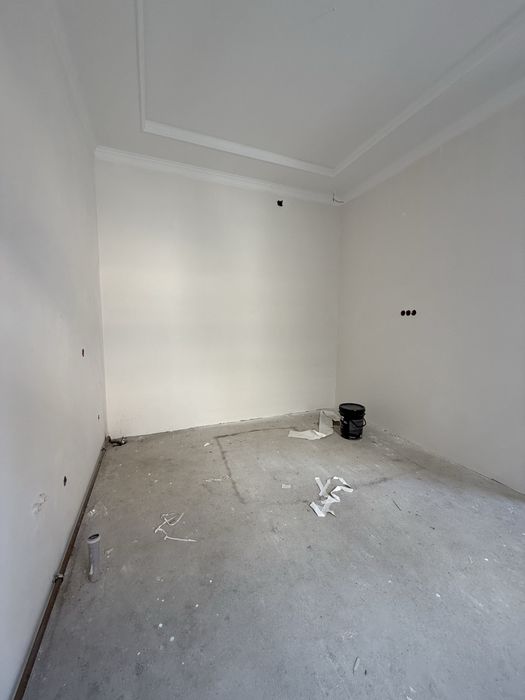 Срочно продаётся 1,3-сотик 5-х комн квартира в Сергели Ханабад