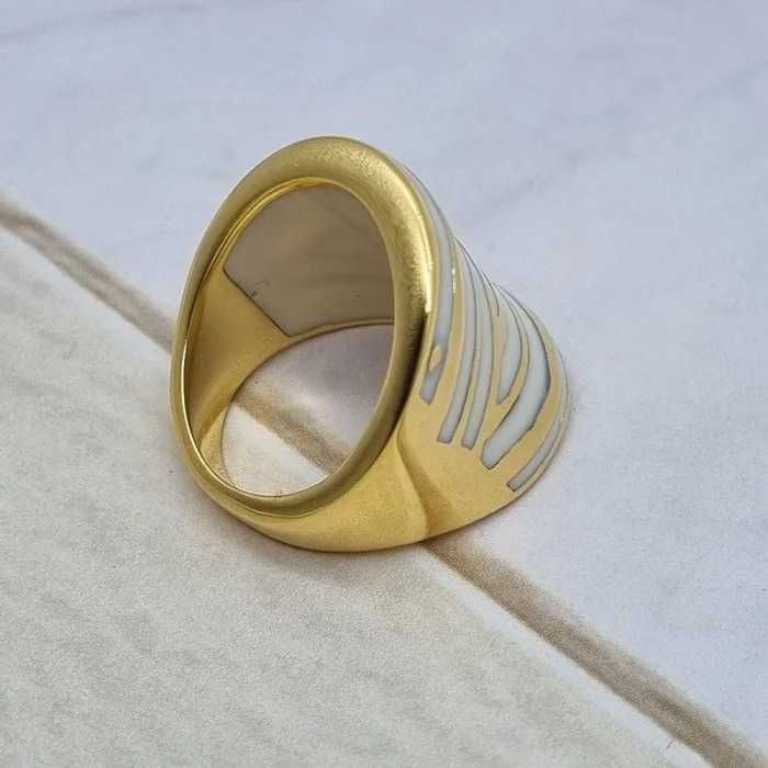 Пръстен с емайл медицинска стомана