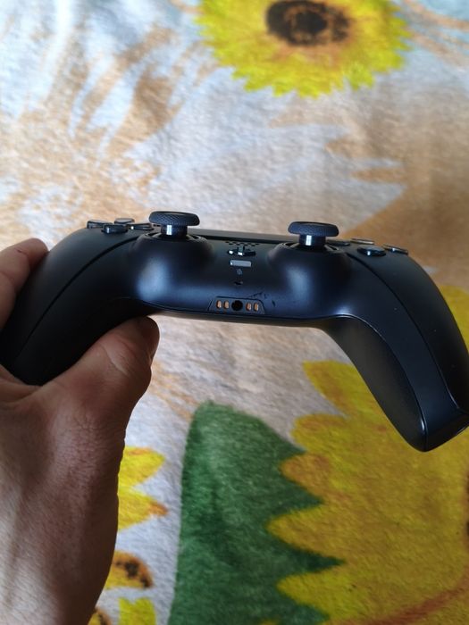 Продам dualsense 5